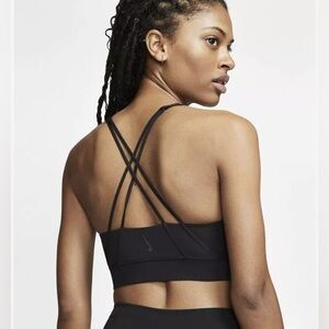 Nike Women's Swoosh Luxe Medium Support Sports Bra